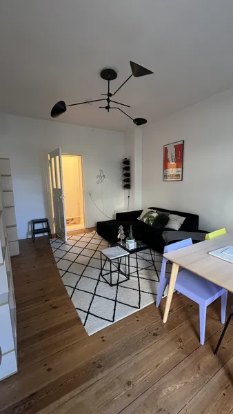 Wohnen mit Charakter: 1,5-Zimmer-Apartment in Friedrichshain — photo 1
